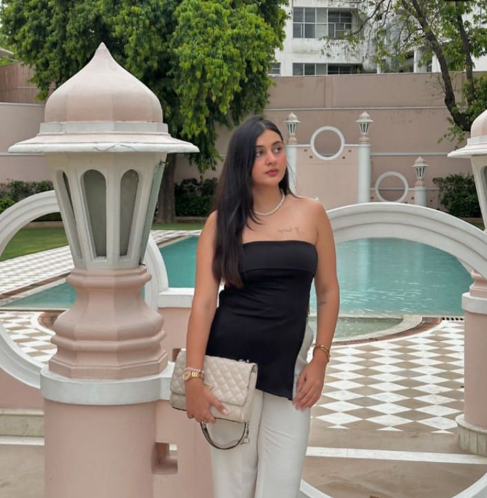 Real Photos of Pihu in Birmingham, Photo 1